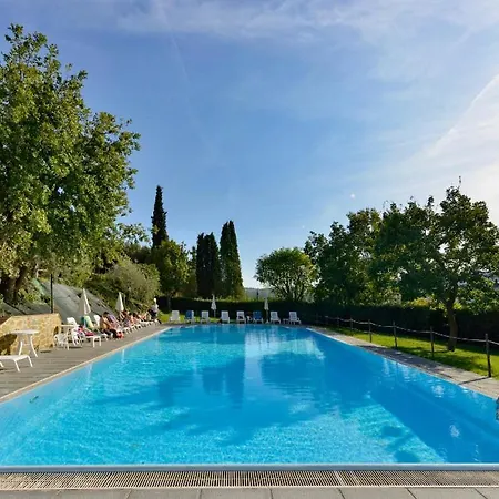 Апартаменты Popoltaio-schiacciato Sleeps 6 Pool T762672
