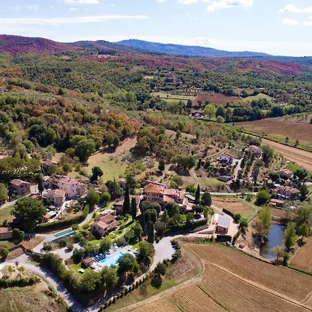 Апартаменты Popoltaio-schiacciato Sleeps 6 Pool T762672 Ravigliano